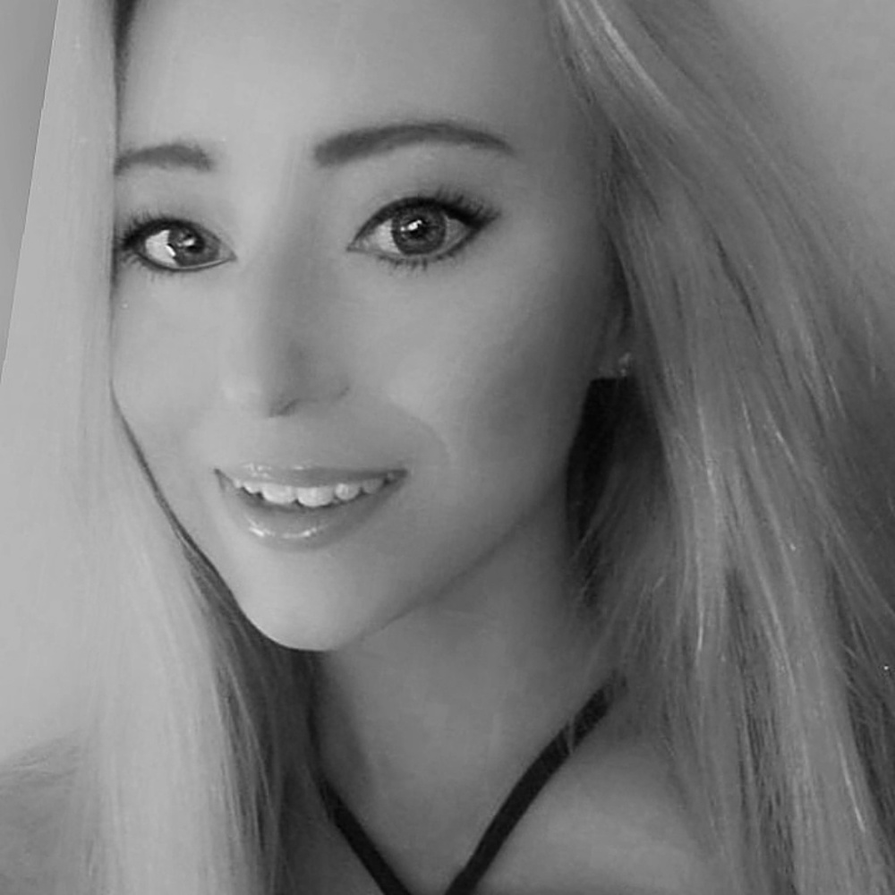 Meet your Posher, Izzy